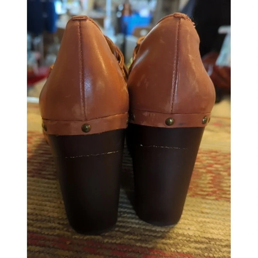 Latigo Womens Tan Leather‎ Wood Sole Platform Shoes Anthropologie 9M Closed Toe